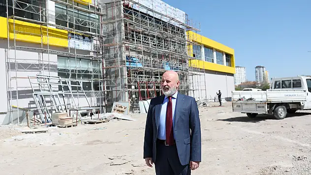 Yunusemre Mahallesi'ndeki sosyal tesiste sona gelindi!