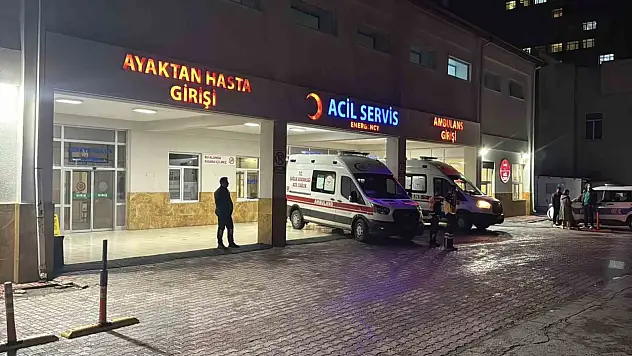 Sivas'ta KYK yurdunda gıda zehirlenmesi: Valilik soruşturma başlattı