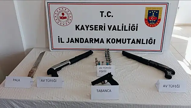 Kayseri'de zehir tacirlerine operasyon