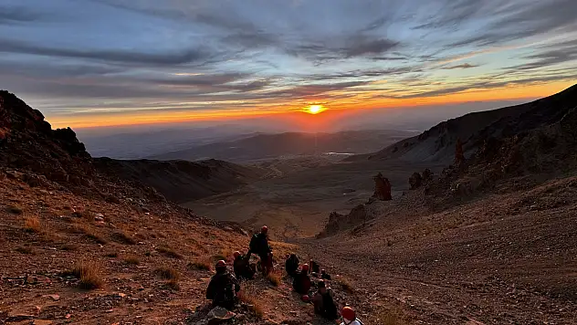 Zirveye yolculuk başladı: Erciyes'te her hafta macera var!