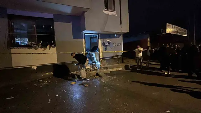 Adana'da bir eve el yapımı patlayıcı atıldı: 5 kişi ölümden döndü