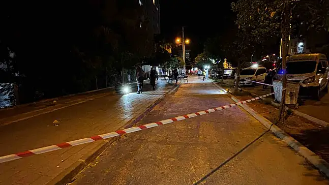 Kaldırımda yürürken kurşunların hedefi oldu