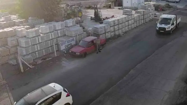 Adana'da otomobil hırsızı tutuklandı!