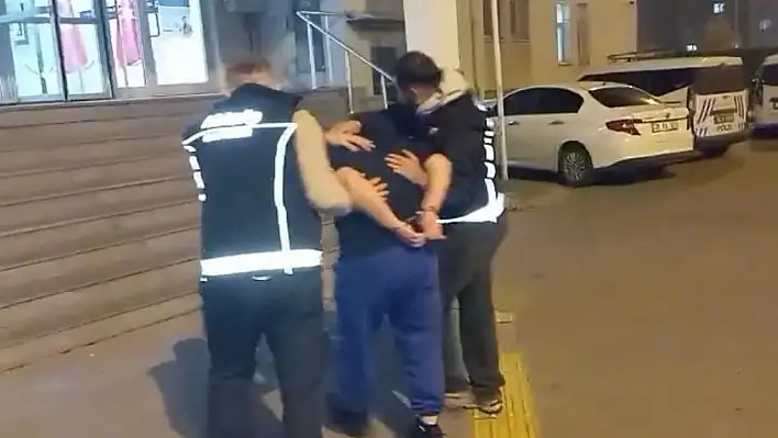 'Cinsel istismar' suçundan aranan şahıs yakalandı
