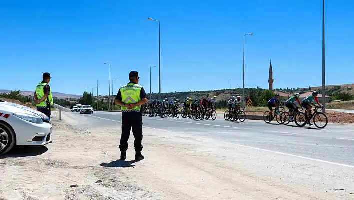 'Grand Prix Kültepe Bisiklet Yol Yarışları' başladı!