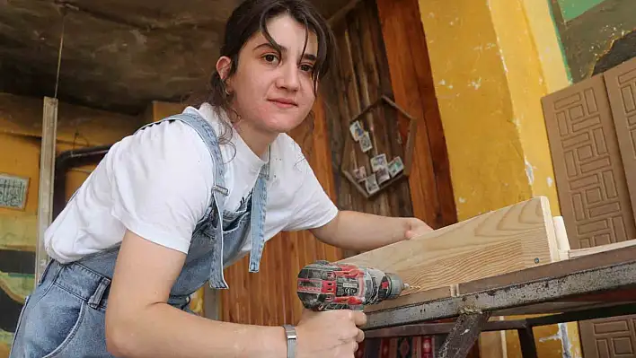 'Kadınsın marangoz olamazsın' dediler, 7 ülkeye ihracat yapıyor!