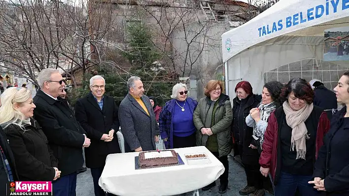 'Maharetli Eller' bir yaşında