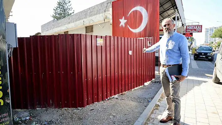 Sokağı Kapattı, Mahalle Ayağa Kalktı