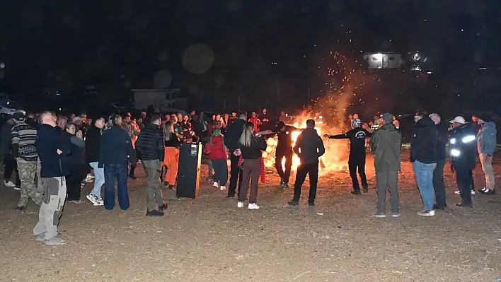 10. yıl buluşması zirvede unutulmaz bir ana dönüştü!