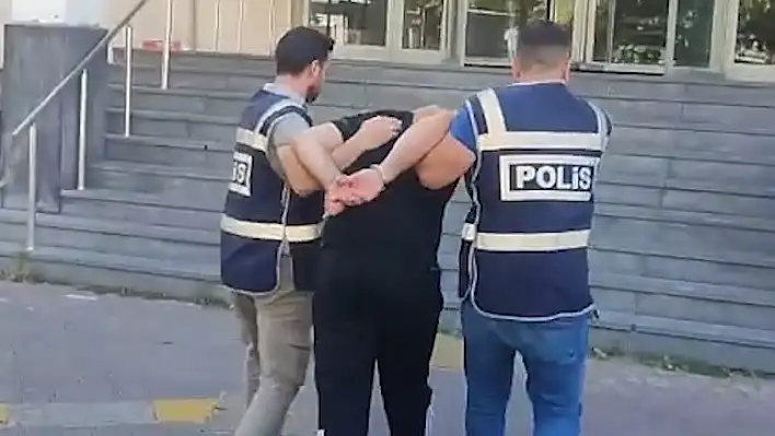 Kayseri'de 2 farklı suçtan aranan şahıs yakalandı