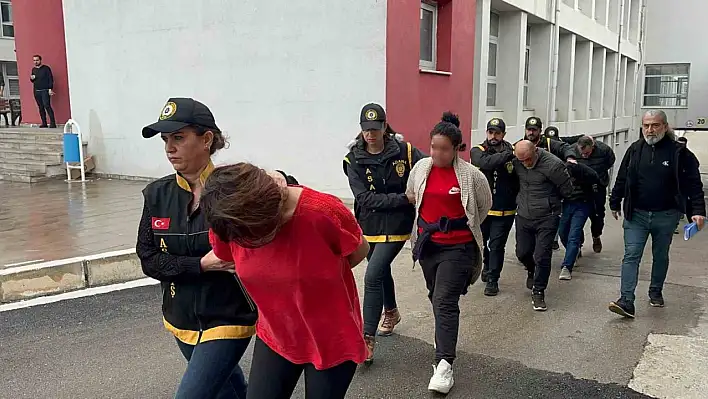 Adana'da 2 çocuk annesi genç kadının ölümünde gözler kiriminal incelemeye çevrildi!