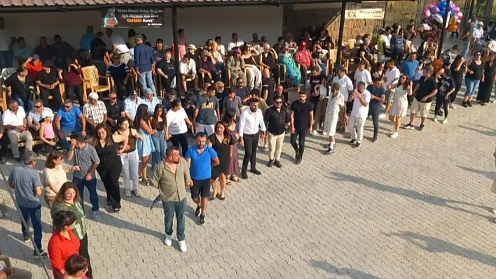 3 saat durmadı! Kayseri bu halayı konuşuyor