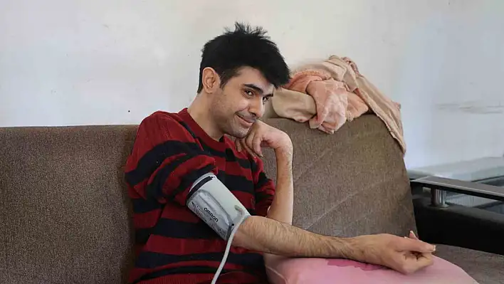 3 yıl sonra duş alıp, tıraş olan Barış'ın hastalığı belli oldu