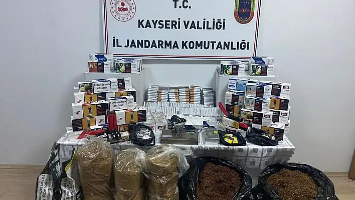 32 bin 800 makaron ve 40 kilo kıyılmış tütün ele geçirildi