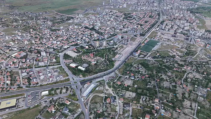 35 Milyon TL'lik yatırım: Erkilet Bulvarı asfaltlanıyor, ulaşım konforu artıyor