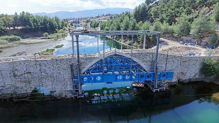 5 asırlık köprüde restorasyonda sona gelindi