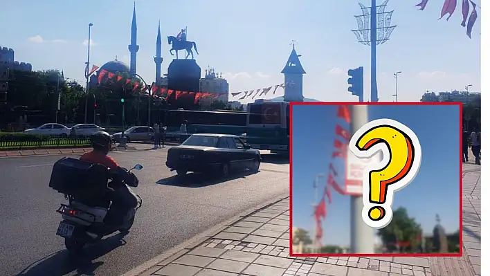 5 yıldır Cumhuriyet Meydanı'nda duruyor… Kayserililer şaşkın! Meydanda sigara içmek yasak mı?