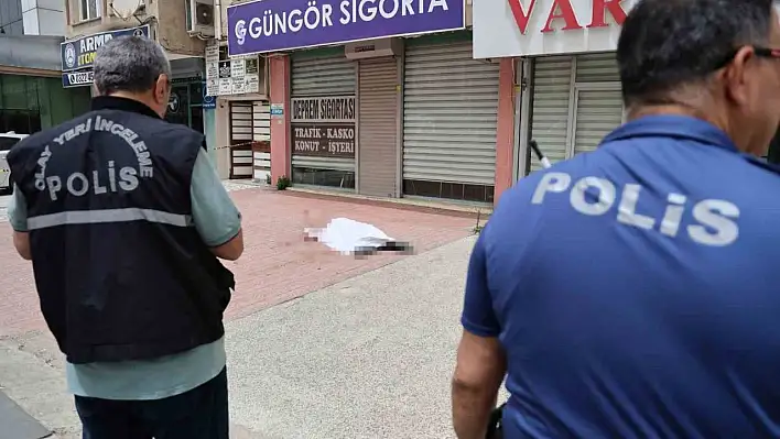 Adana'da 5. Kattan Düştü!