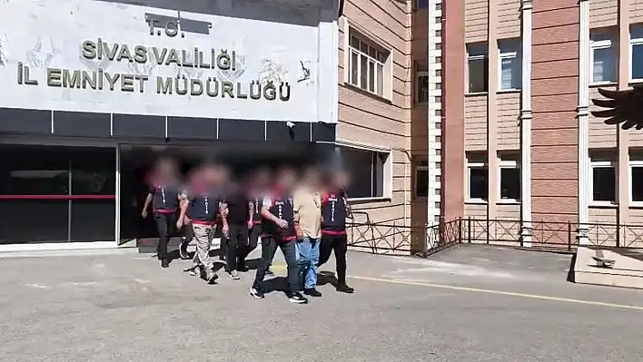 Sivas merkezli dolandırıcılık operasyonu - 2 kişi yakalandı!