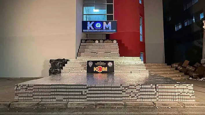 Adana'da dev operasyon! Binlerce paket sigara ele geçirildi