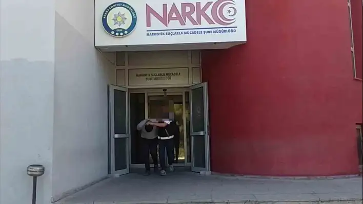 Adana polisi firarilere göz açtırmadı: 22 kişi yakalandı