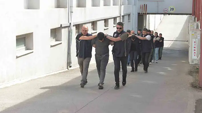 Şafakta Terör Operasyonu