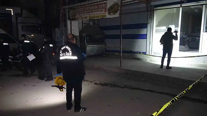 Adana'da ekmek imalathanesine silahlı saldırı