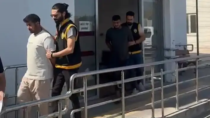 Adana'da silahlı kavga - 2 kişi tutuklandı!