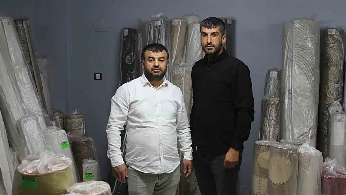 Adana'da halıdan servet çıktı: 650 Bin TL'lik altınları buldu örnek oldu