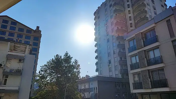 Yağmur yok, sıcaklık var: Adana'da sonbahar yaza döndü