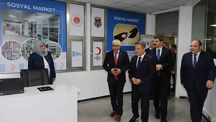 Hükümlü ve yükümlüler için sosyal destek: Adana'da 'Sosyal Market' açıldı