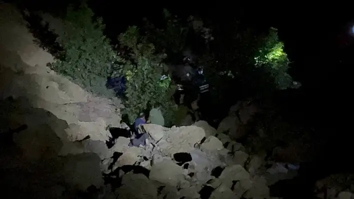 Adana-Kayseri yolunda feci kaza: 5 ölü