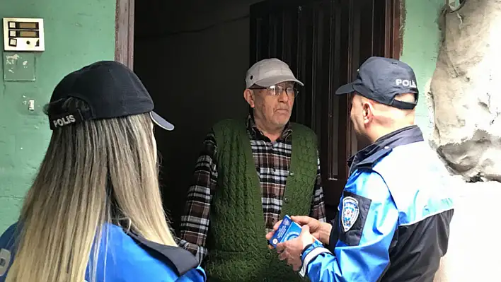 Adana'da Polis Kapı Kapı Geziyor! - Bakın Neden?