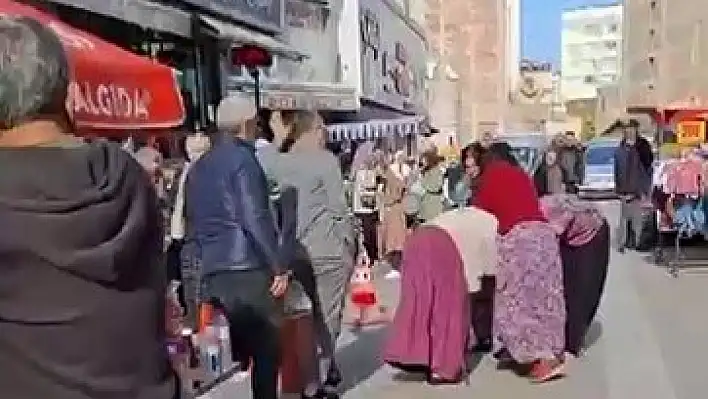 Adana'da sokak ortasında kavga!