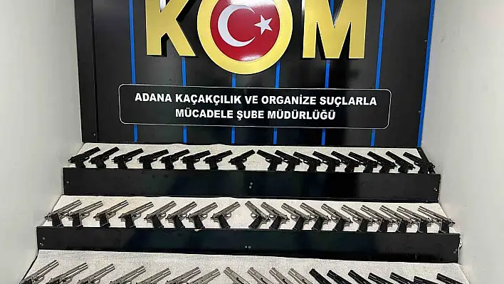 Adana'daki suç örgütlerine silah getiren 2 şüpheli tutuklandı!