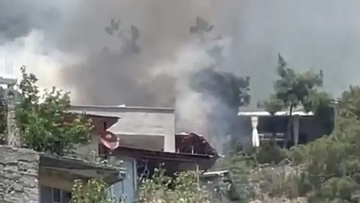 Adana korkutan ev yangını!