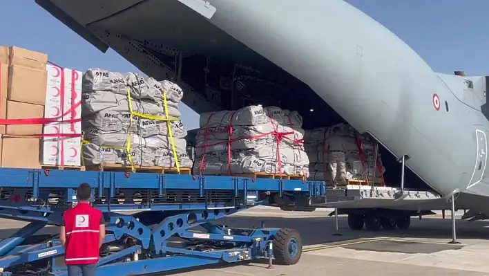 Afganistan'a destek uçağı Kayseri'den havalandı!