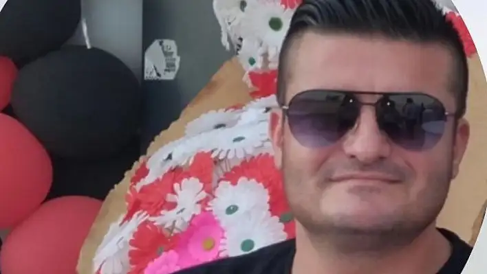 Adana'da kaza yapan motosikletli hayatını kaybetti