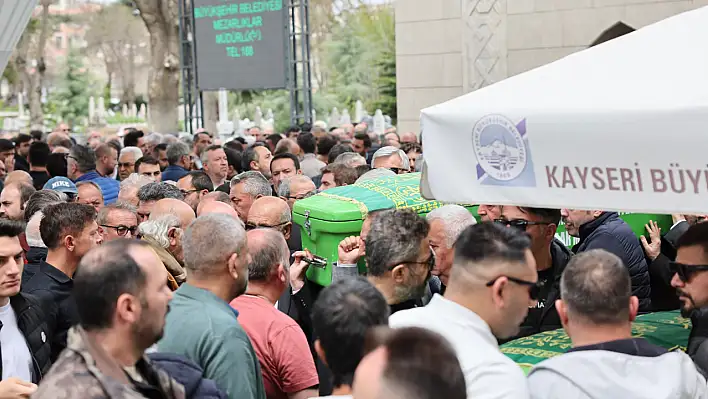 Ahmet Turan Özkan ebediyete uğurlandı...