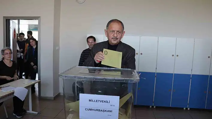 Mehmet Özhaseki, oyunu Kayseri'nin Talas ilçesinde kullandı.