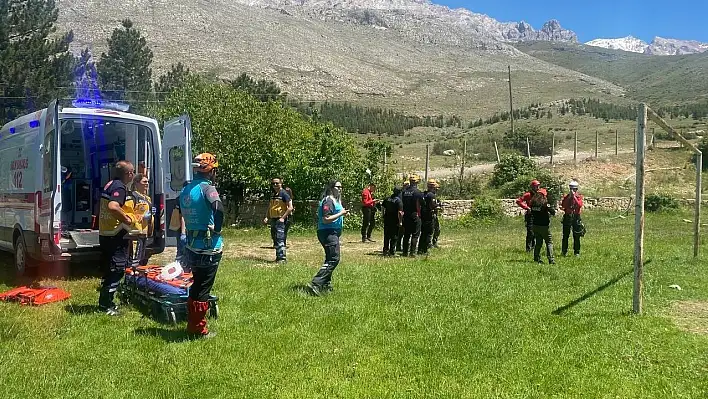 Yaralanan Dağcı'ya Ekipler Umut Oldu