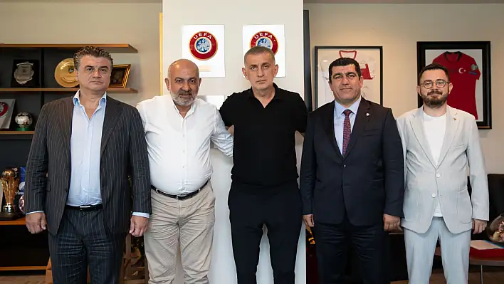 Ali Çamlı İbrahim Hacıosmanoğlu'na bakın ne hediye etti?