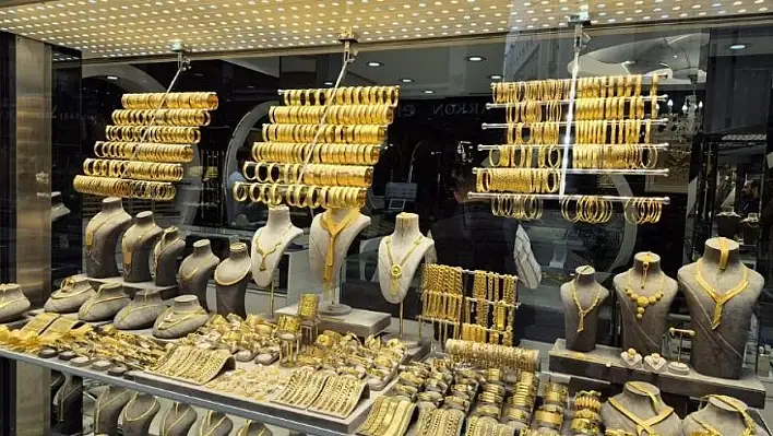 Altında karar zamanı: Almak mı satmak mı? Kayserili kuyumcu açıkladı