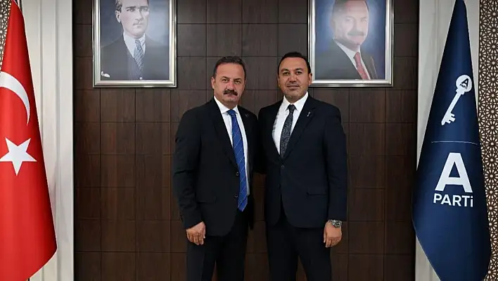 Anahtar Parti'de 1. yıl coşkusu: Şöhretsiz kahramanlarla Türkiye'nin anahtarını biz tutuyoruz!