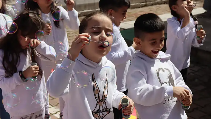 Anaokulu öğrencilerinden farkındalık hareketi!