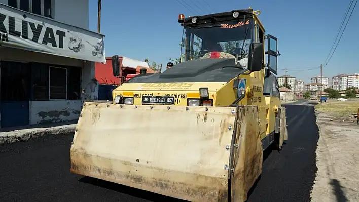 Anbar Mahallesi'nde yollar yenileniyor!