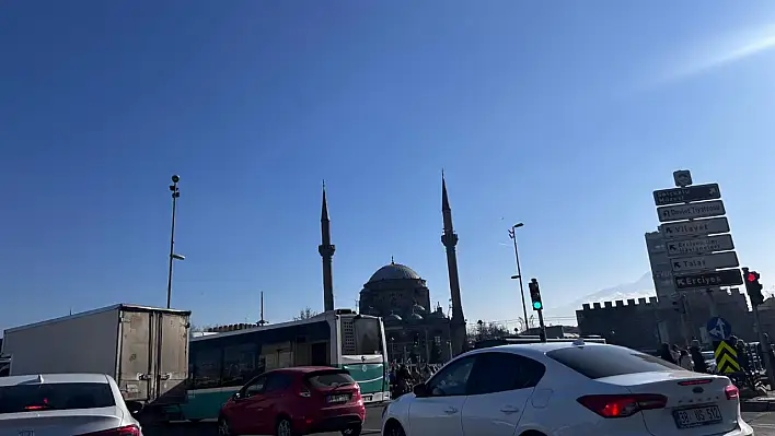 Araç sahipleri dikkat: Muayenede yeni dönem!