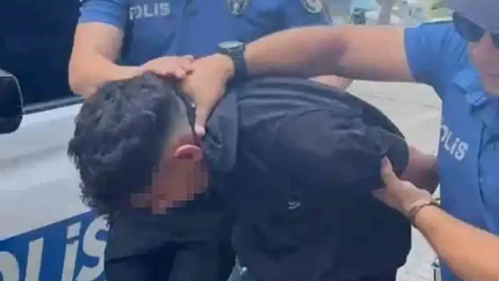 Trafikte Cam Silen Şüpheli Yakalandı