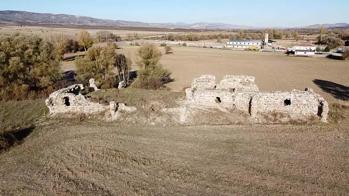 Kesikköprü Kervansarayı tahrip oldu!