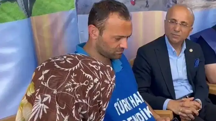 Aşkın Genç'e dert yandı: 'Aç susuz kaldık, yardım edin!'